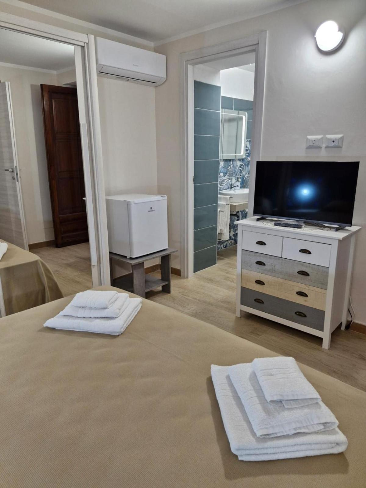 Medea Apartment Сиракуза Екстериор снимка