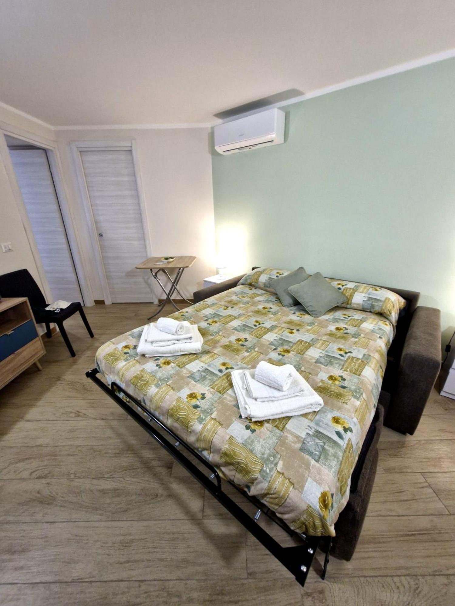 Medea Apartment Сиракуза Екстериор снимка
