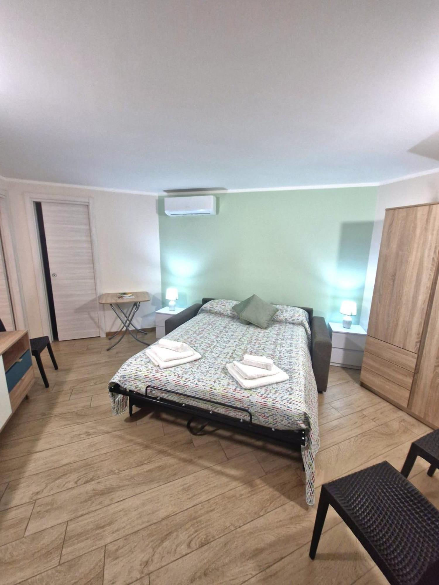 Medea Apartment Сиракуза Екстериор снимка