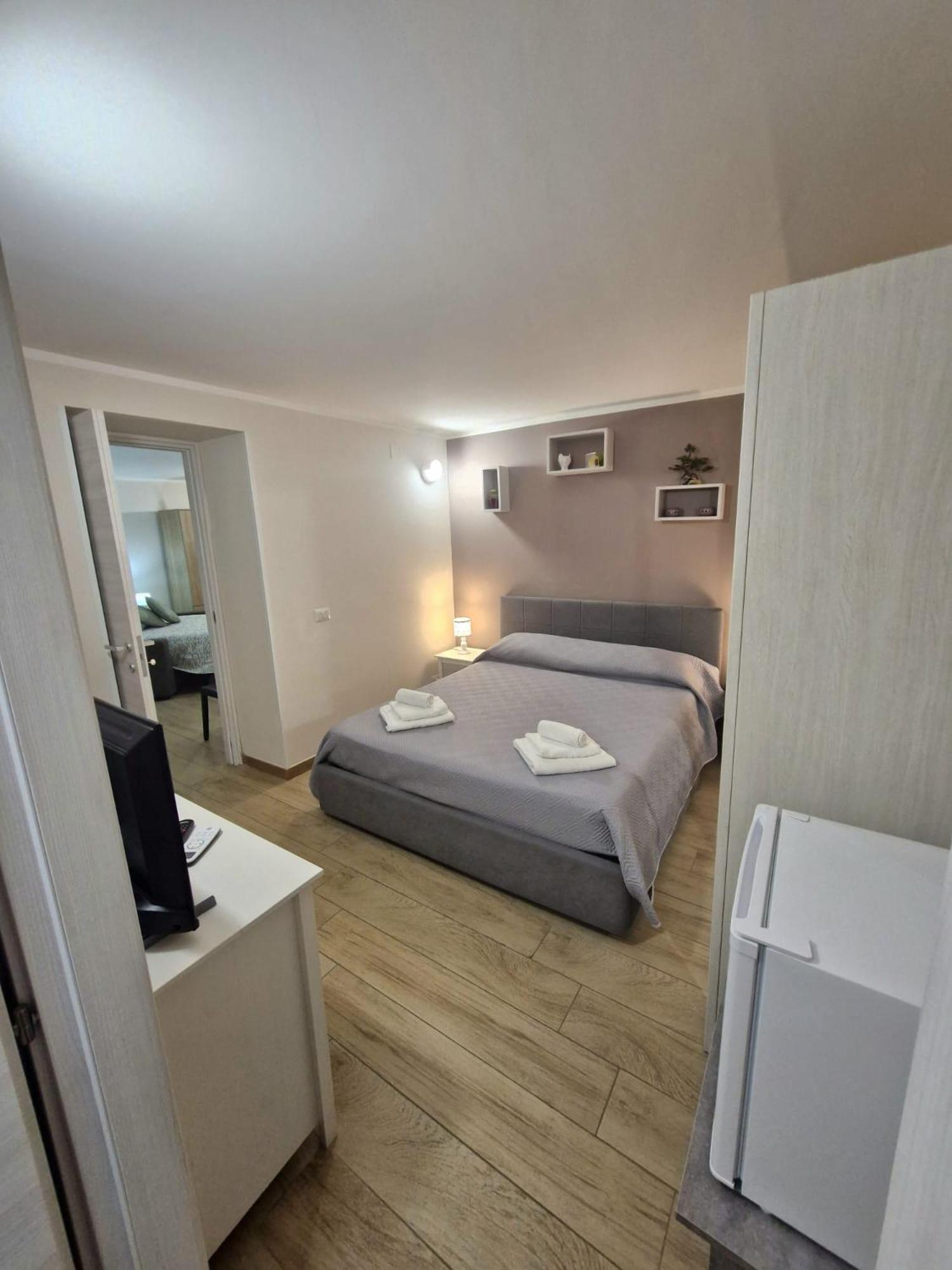 Medea Apartment Сиракуза Екстериор снимка